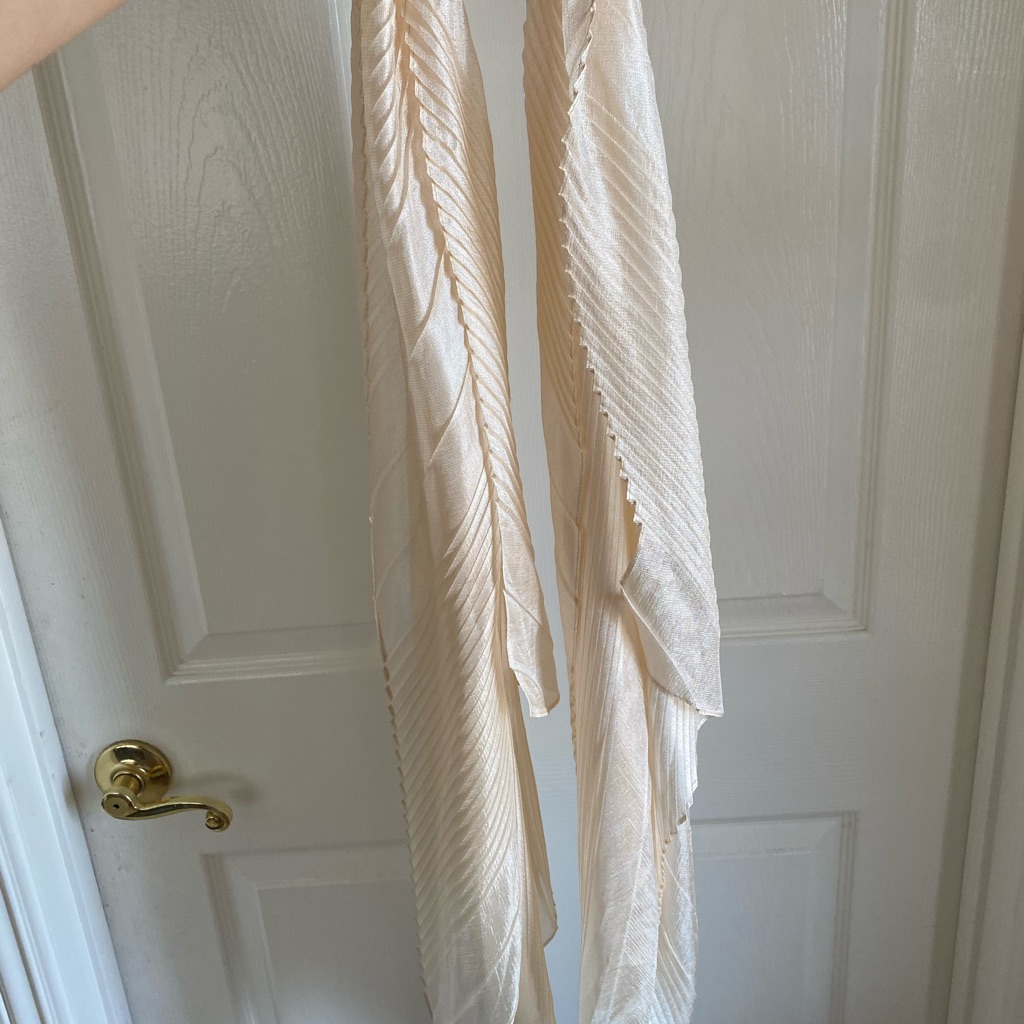 Nwt Cream Scarf